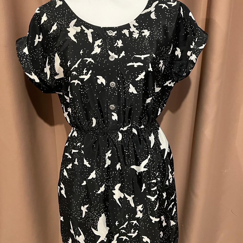 Fun & Flirt Black & White Bird Print Midi Dress